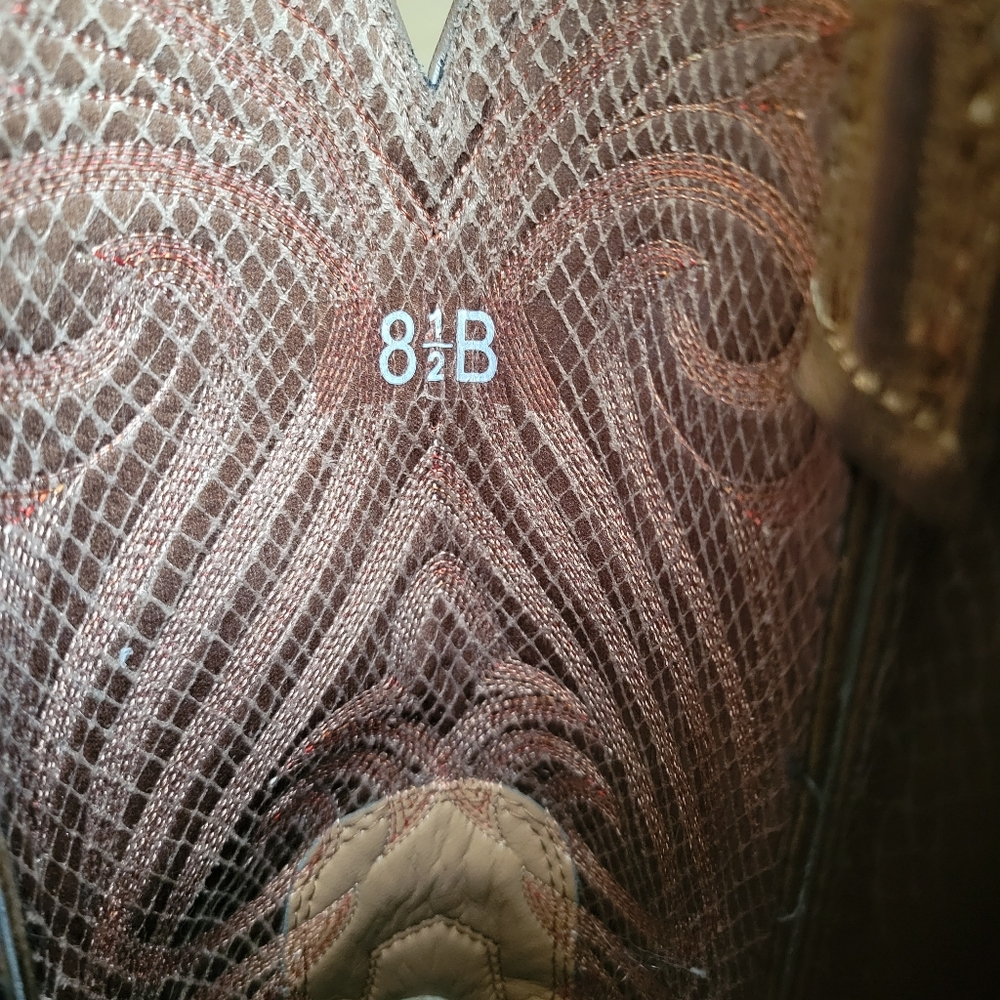 ARIAT COWGIRL BOOTS